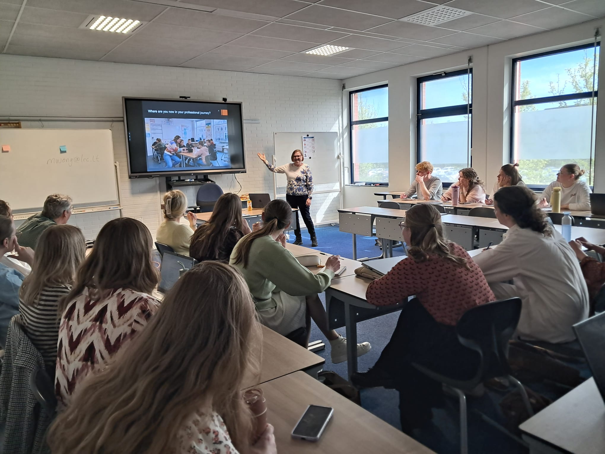 International Guest Lectures